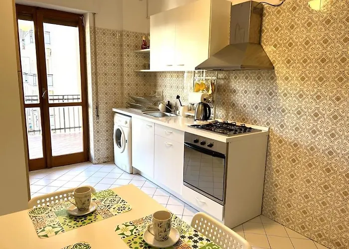 Lucky House Apartment *