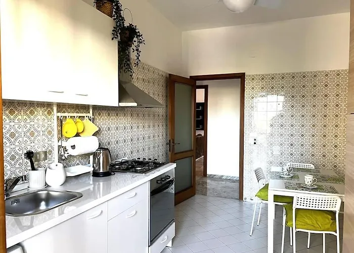 Lucky House Apartment *